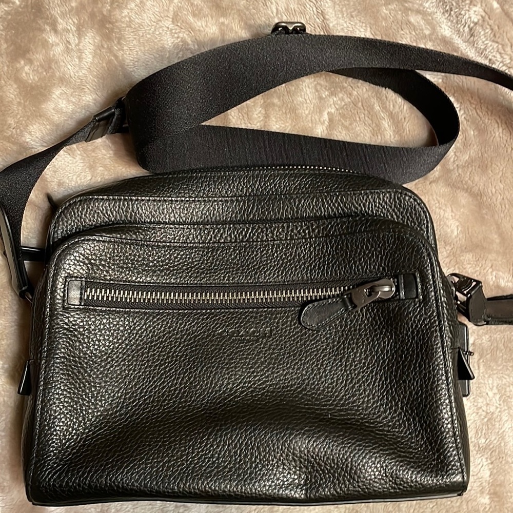 💕Coach messenger bag💕